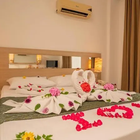 Malibu 4*